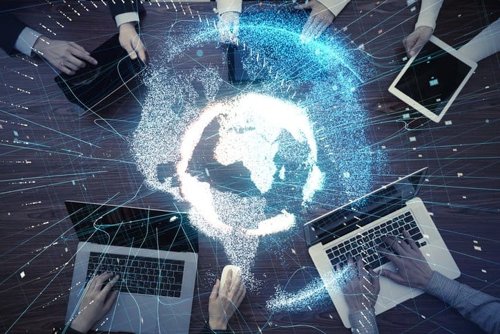 Global Business Tech 916358388