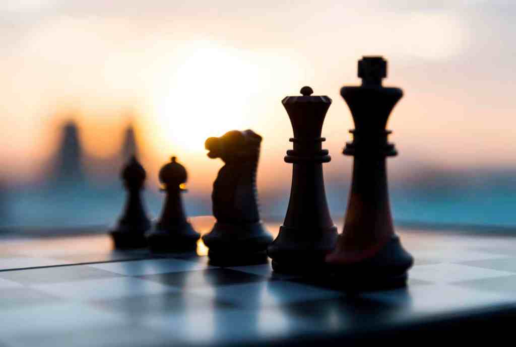 website16 aboutus leadership chess iStock 73258337 MEDIUM