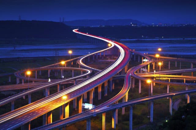 website16 highways iStock 40657154 MEDIUM jpg